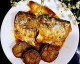 Hình bước làm 3 của món Cá kìm kho chuối xanh
