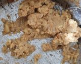 A picture of step 1 of Bread pakore.