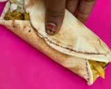 A picture of step 8 of Chicken and chips wrap 2🍗🌯🌯🌯🍟.