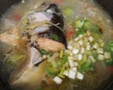 Foto langkah ke 4 dari resep 117. Sup Kepala Ikan Salmon.