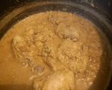 A picture of step 3 of Chicken bhuna.