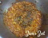 A picture of step 3 of White Parwal/Pointed Gourd Curry.