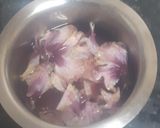 A picture of step 2 of Aqua de Jamica (Hibiscus tea).