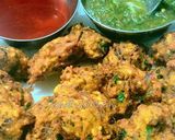 A picture of step 4 of Moong Dal fritters/ Mangodi.