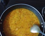 A picture of step 4 of Spinach dal curry.