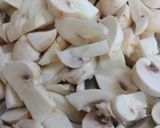 A picture of step 1 of Mushroom matar.