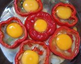 Paprikában sült tükörtojás recept fázis 2 fotója