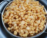 A picture of step 1 of Chana Dal kheer.