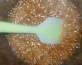 A picture of step 3 of Caramel toffee with almonds.