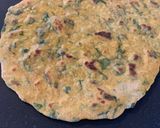A picture of step 6 of Bathua paratha.