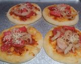 Foto langkah ke 7 dari resep Pizza Mini no egg no ulen tapi tetep lembuuuut dan empuuk.