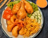 Hình bước làm 6 của món Combo món chiên: đùi gà chiên, tôm chiên, khoai lang chiên