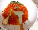 Foto langkah ke 3 dari resep Balado Kentang Ikan Asin.
