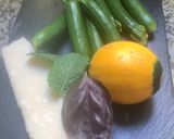 Une image de l'étape 1 de Pesto🥄 🪹de mini 🥒courgettes menthe 🪴parmesan 🧀.