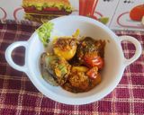 A picture of step 3 of Kathiyavadi Bharva aloo baingan.