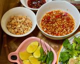 Hình bước làm 1 của món Mì Quảng Thập Cẩm