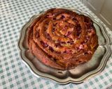 Une image de l'étape 16 de Gâteau aux groseilles noires, citron et crème.