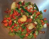 A picture of step 5 of Soya Veggies Stir Fry.