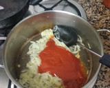 Foto del paso 2 de la receta: Muslitos de pollo estofados con ciruelas