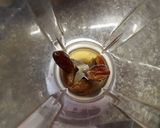 Foto del paso 1 de la receta: Smoothie yogur de vainilla-dátiles-pera