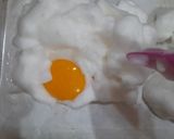 Foto langkah ke 3 dari resep Cloud eggs🍳.