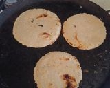 Foto del paso 3 de la receta: Tortillas de maíz hechas a mano
