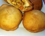 A picture of step 1 of Stuffed fried bread.