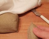 Foto del passaggio 2 della ricetta Orecchiette di grano arso con cime di rapa e salsiccia