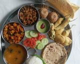 ગુજરાતી થાળી રેસીપી સ્ટેપ7ફોટો