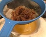 Hình bước làm 2 của món Súp Miso cổ điển Nhật Bản với đậu phụ của Aneko-chan