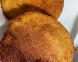 Rántott parizer,hasábburgonyával recept fázis 3 fotója