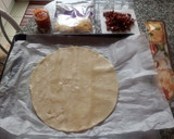 Foto del paso 1 de la receta: Pizza de Pasta Brisa con chorizo y queso