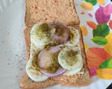 A picture of step 3 of Boiled Egg Sandwich.