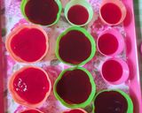 Foto langkah ke 6 dari resep Khanom Leum Kleun Merah Putih.