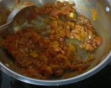 A picture of step 3 of Onion_Tomato chatuny.