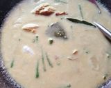 Foto langkah ke 3 dari resep Opor Ayam Telur Kuah Kuning.