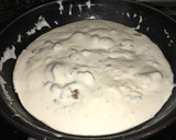 Foto del paso 4 de la receta: Espaguetis con nata, champiñones y cebolla crujiente