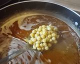 A picture of step 4 of Lahori Chole Bhature.