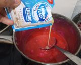 Foto langkah ke 4 dari resep Puding nutrijel susu maizena merah putih.