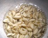 દહીં લસણ નું શાક (Dahi Garlic Shak Recipe in Gujarati) રેસીપી સ્ટેપ2ફોટો