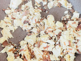 Tahu telur scramble saus inggris