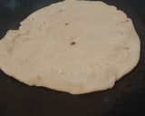 गुड़ वाली चावल रोटी (gur wali chawal roti recipe in Hindi) रेसिपी चरण 5 फोटो