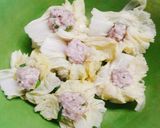 Hình bước làm 1 của món Thịt nhồi cải thảo