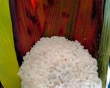 Foto langkah ke 5 dari resep Bacang Ketan Isi Ayam Telur Asin.