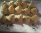 A picture of step 4 of Dhania Chapati.