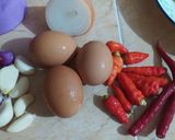 Foto langkah ke 1 dari resep Telur Asam Manis.