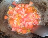 Foto langkah ke 4 dari resep Sambal Goreng Tomat.