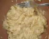 Foto langkah ke 2 dari resep Banana muffin.