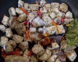 Foto langkah ke 2 dari resep Oseng Pedas Tempe Gembus.