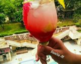 A picture of step 8 of Larva-flow mocktail.
